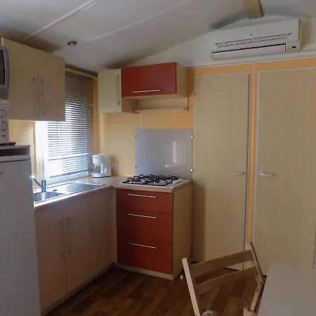 Natur Camping Bungalow T3 - 7 * パタイアス